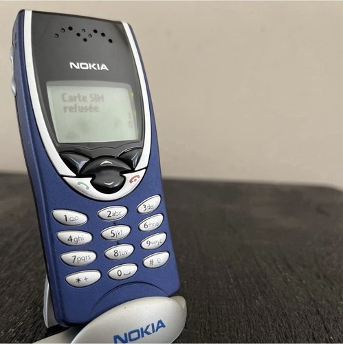 Nokia 8210 blue - nokia,